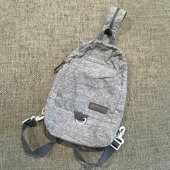 Adidas sling backpack - Picture 1 of 5